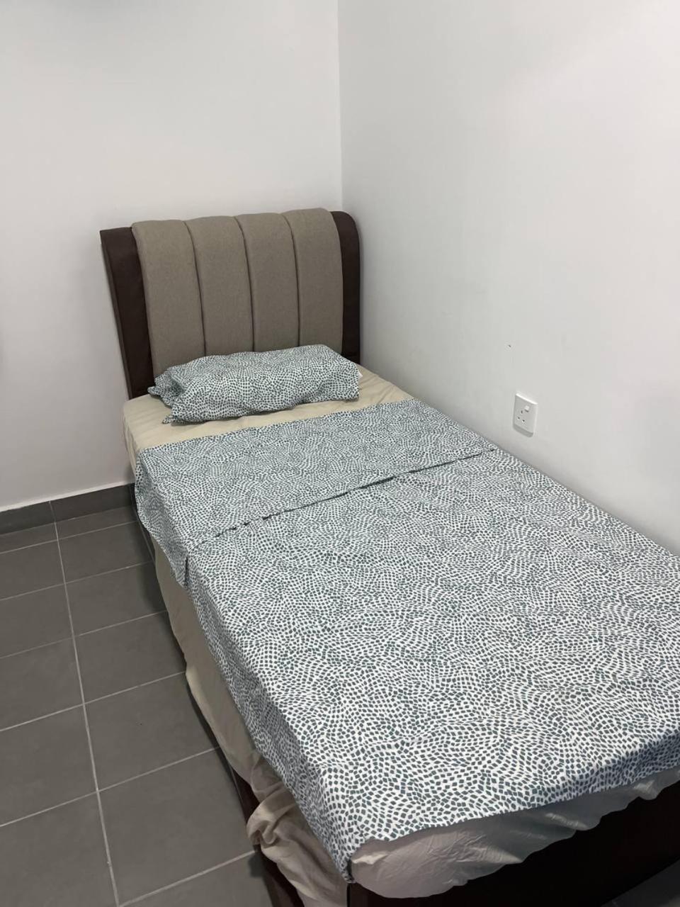 Mt @ Aera Pj Apartment *